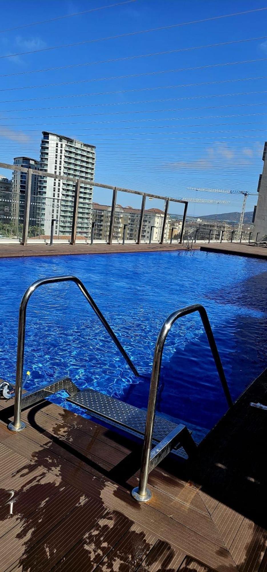 Deluxe 1-Bed Apartment In The City Centre Gibraltar Luaran gambar